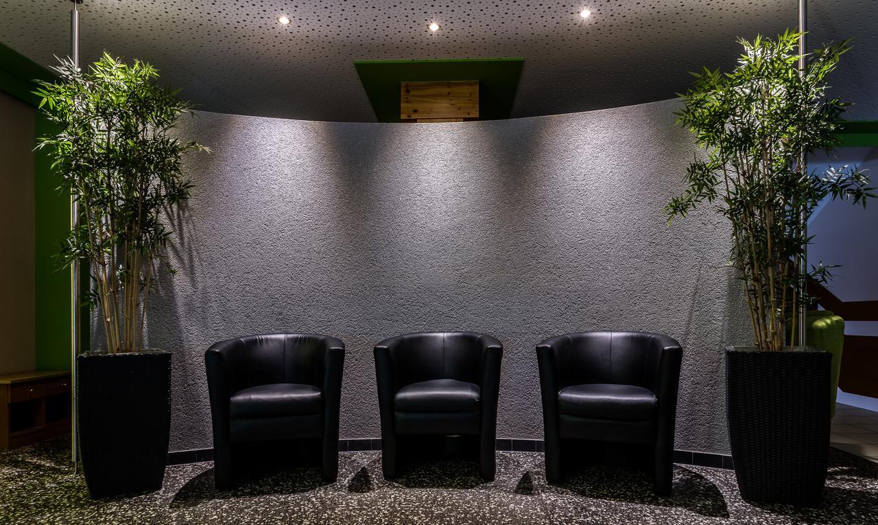 Sportsarea Grimming Acomodação com café da manhã Niederöblarn Exterior foto
